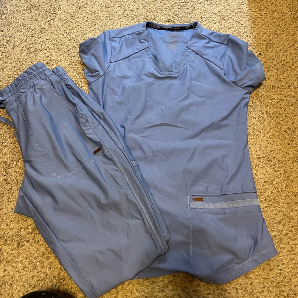 FORM by CHEROKEE Scrub Set